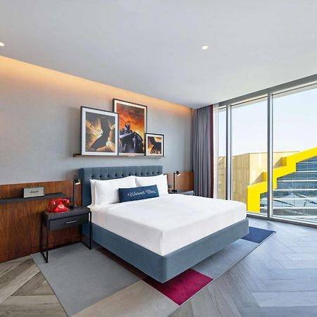 The Wb Abu Dhabi, Curio Collection By Hilton Hotel Kültér fotó Deluxe Room